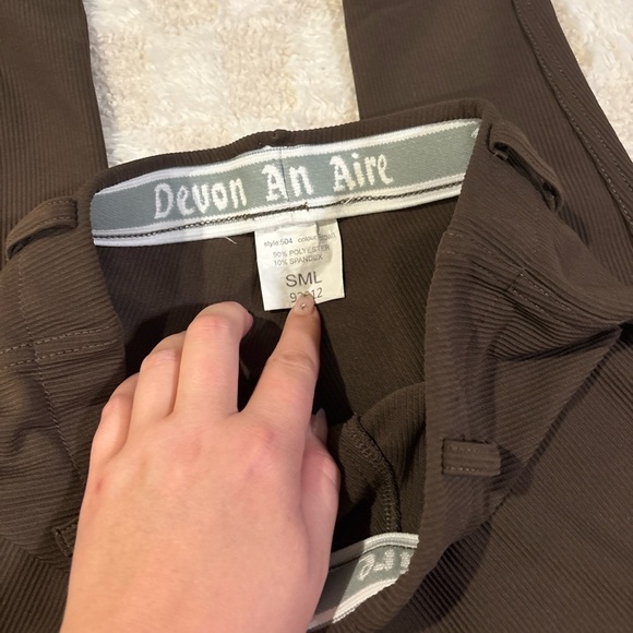 Devon-Aire X-Wear Brown Riding Breeches Pants SML 26x28 Equestrian Riding - Picture 7 of 7